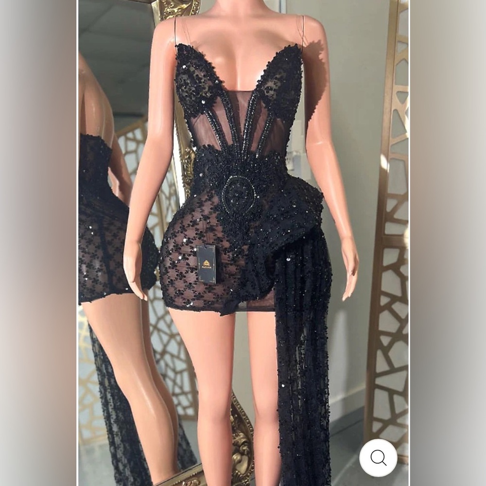 Elegant Black Strapless Dress